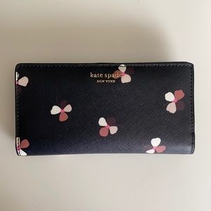 Kate Spade Spencer Slim Bifold Wallet- floral